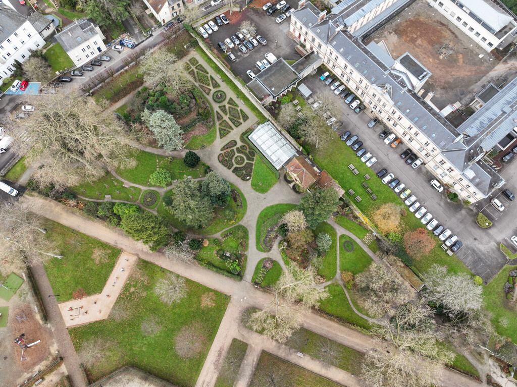 Parc des promenades d'Alençon. (c) Région Normandie - Inventaire général ; Poirier Arnaud - dit: Arpanum