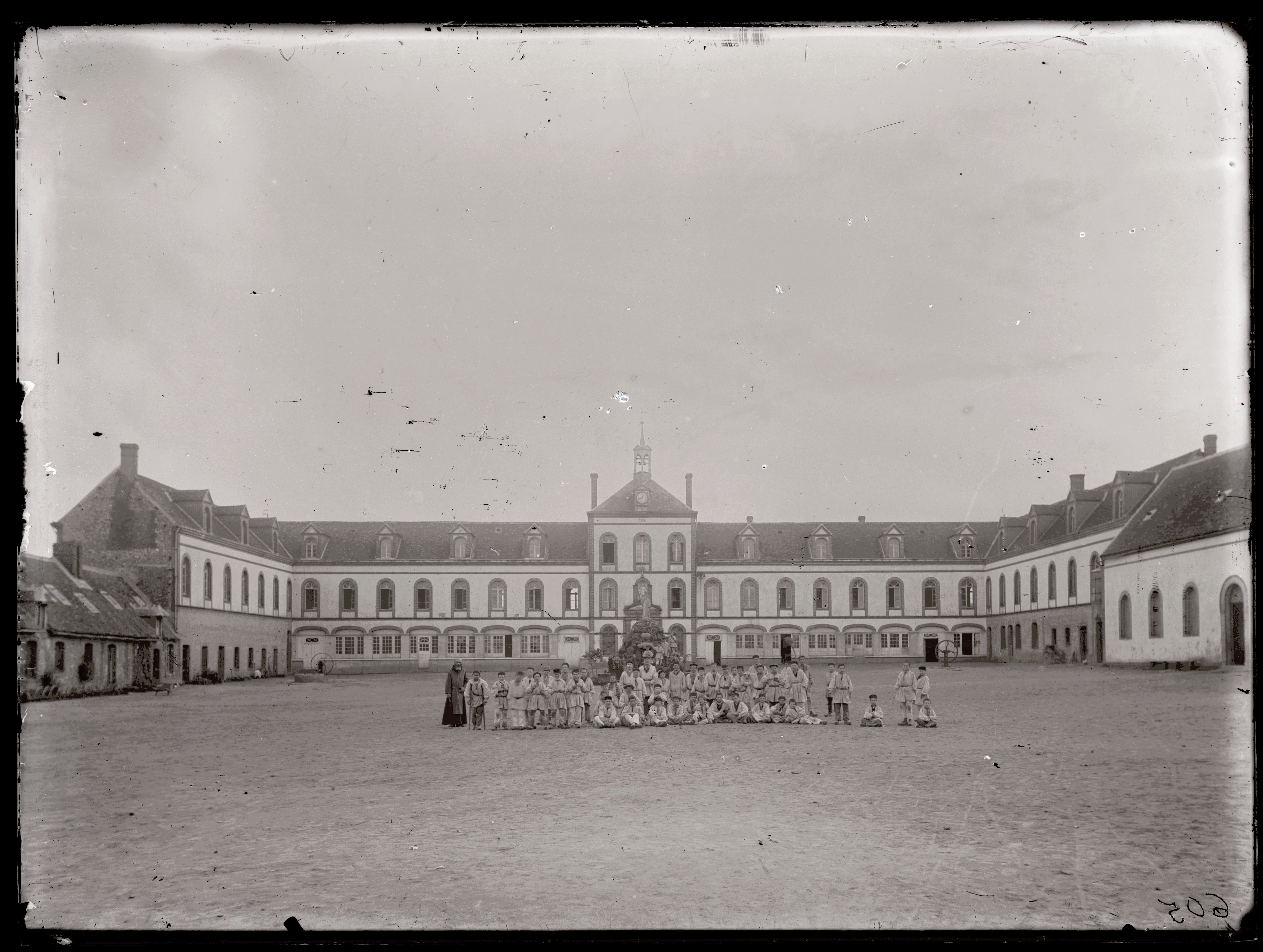 La colonie pénitentiaire de la Trappe, 1895, cliché Eugène Pasquis | Arch. dép. Orne. 1 NUM 90/5/57